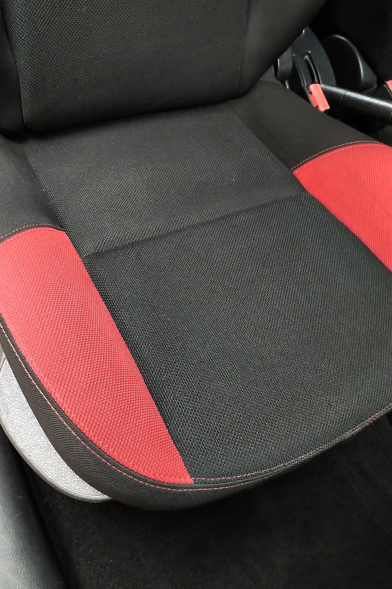 Siège textile après nettoyage